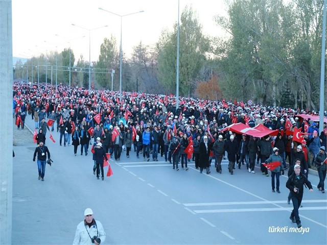 ERZURUM'DA ECDADA SAYGI YÜRÜYÜŞÜ