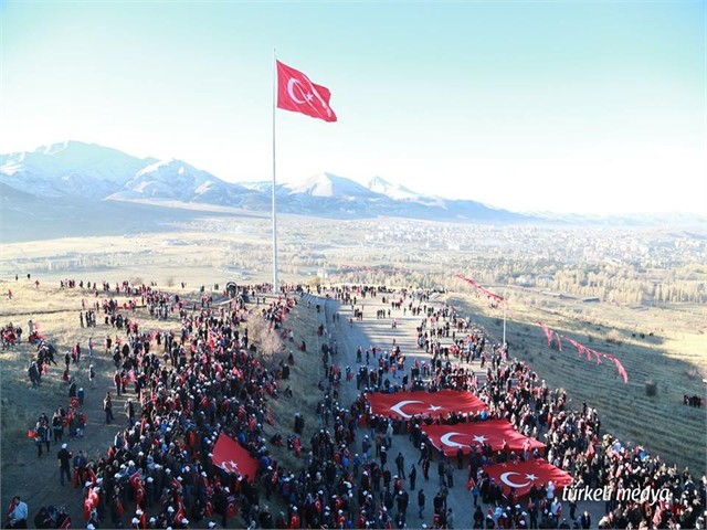 ERZURUM'DA ECDADA SAYGI YÜRÜYÜŞÜ