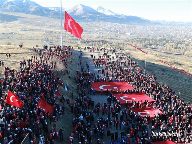 ERZURUM'DA ECDADA SAYGI YÜRÜYÜŞÜ