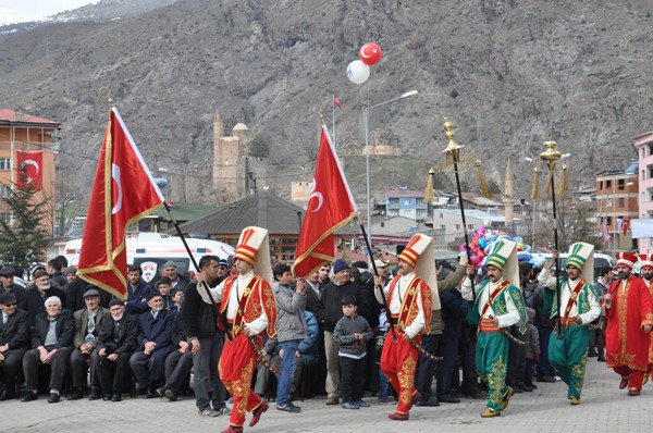 İSPİR'İN KURTULUŞU BÜYÜK COŞKUYLA KUTLANDI