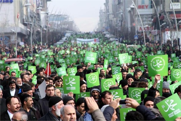 ERZURUM'DA ZULME LANET, PEYGAMBERE SAYGI YÜRÜYÜŞÜ