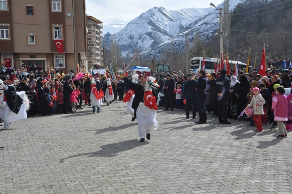 İSPİR'İN KURTULUŞU BÜYÜK COŞKUYLA KUTLANDI