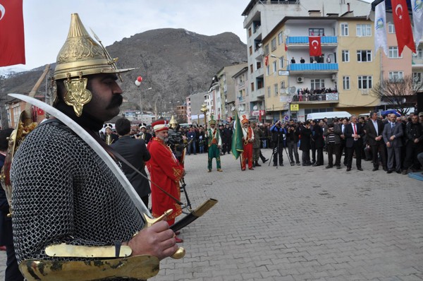 İSPİR'İN KURTULUŞU BÜYÜK COŞKUYLA KUTLANDI