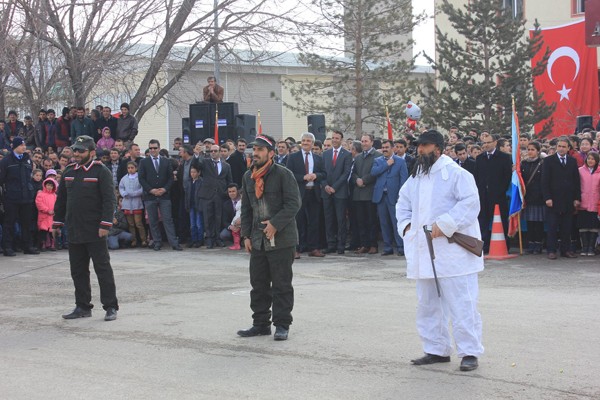 AŞKALE'NİN DÜŞMAN İŞGALİNDEN KURTULUŞU COŞKUYLA KUTLANDI