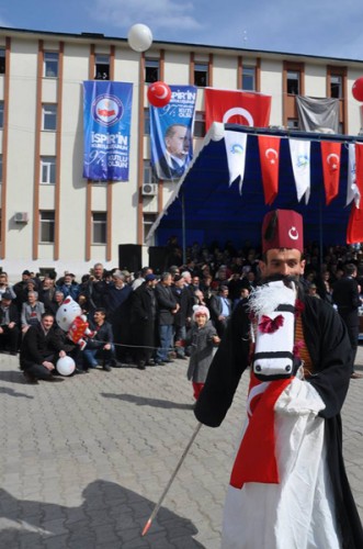 İSPİR'İN KURTULUŞU BÜYÜK COŞKUYLA KUTLANDI