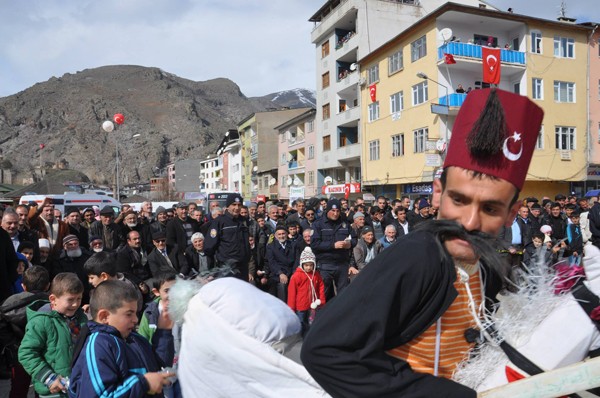 İSPİR'İN KURTULUŞU BÜYÜK COŞKUYLA KUTLANDI