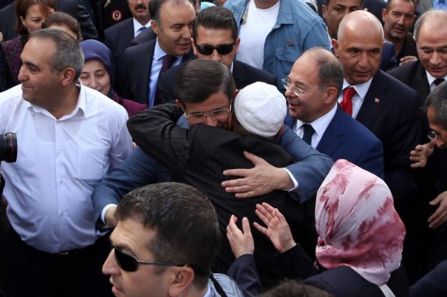 BAŞBAKAN DAVUTOĞLU ERZURUM’DA