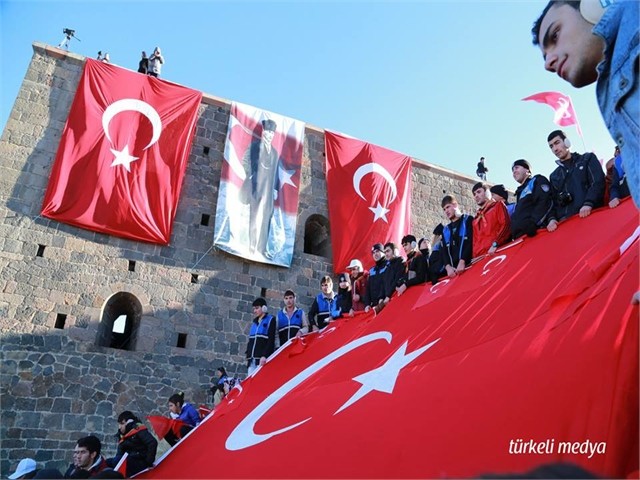 ERZURUM'DA ECDADA SAYGI YÜRÜYÜŞÜ