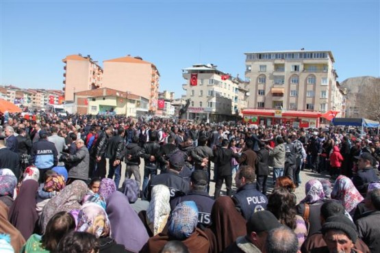 OLTU'DA KURTULUŞ COŞKUSU