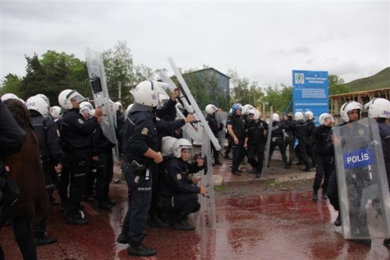 ERZURUM'DA GEZİ PARKI PROTESTOSU