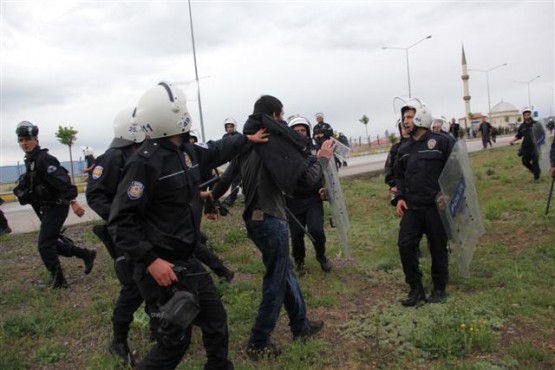 ERZURUM'DA GEZİ PARKI PROTESTOSU