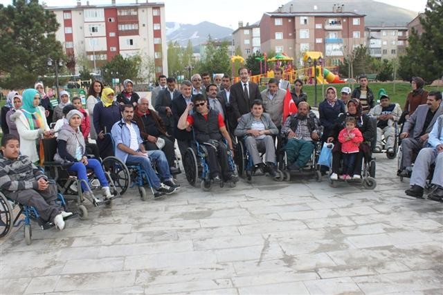 PALANDÖKEN BELEDİYE BAŞKANI ORHAN BULUTLARLA İCRAATIN İÇİNDEN