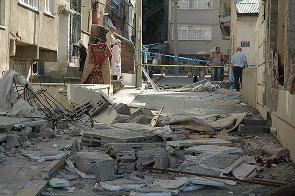 ERZURUM'DA DOĞALGAZ PATLAMASI