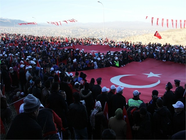 ERZURUM'DA ECDADA SAYGI YÜRÜYÜŞÜ