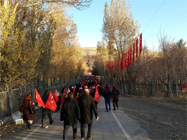 ERZURUM'DA ECDADA SAYGI YÜRÜYÜŞÜ