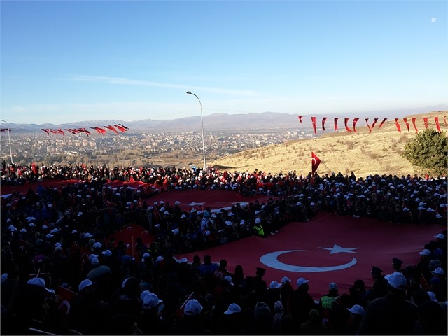 ERZURUM'DA ECDADA SAYGI YÜRÜYÜŞÜ