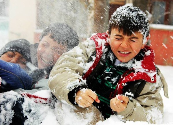 ERZURUM'U FIRTINA VURDU, HAYAT DURDU