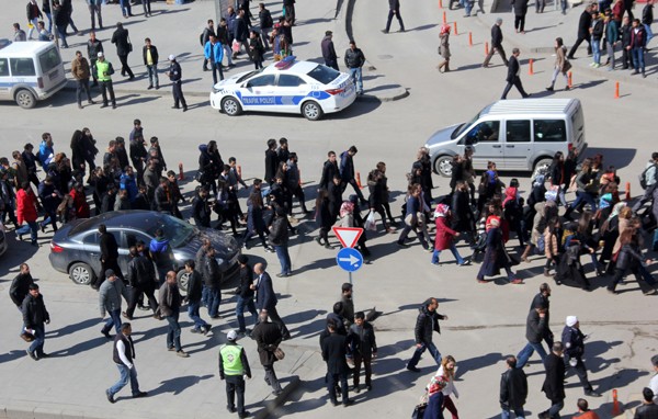 MUKADDER YASAN'IN ARKADAŞLARI GÖZYAŞLARINA BOĞULDULAR