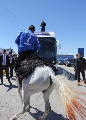 BAŞBAKAN AHMET DAVUTOĞLU ERZURUM’DA