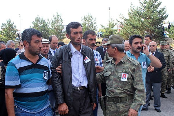 ŞEHİT KORUCU İÇİN DÜZENLENEN TÖRENDE GÖZYAŞLARI SEL OLDU