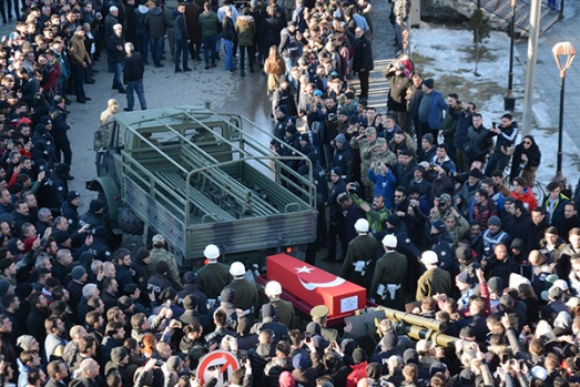 AFRİN ŞEHİDİ UMUT ÖZNÜTEPE SON YOLCULUĞUNA UĞURLANDI