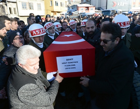 AFRİN ŞEHİDİ UMUT ÖZNÜTEPE SON YOLCULUĞUNA UĞURLANDI