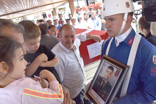 ŞEHİT MUHAMMED FERDİ GÜNTEKİN SON YOLCULUĞUNA UĞURLANDI