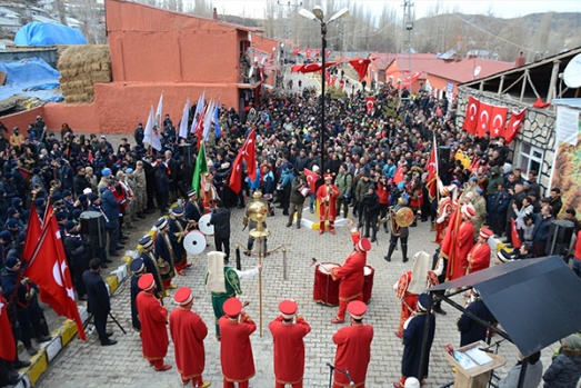 ERZURUM’DA ALLAHUEKBER ŞEHİTLERİ ANILDI