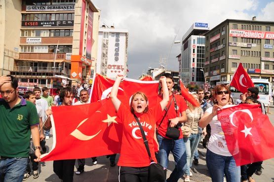 ERZURUM'DAN TERÖRE TEPKİ