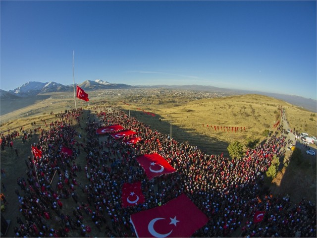 ERZURUM'DA ECDADA SAYGI YÜRÜYÜŞÜ