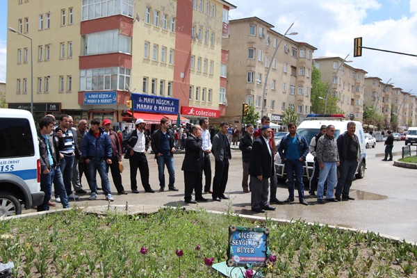 DADAŞKENT'TE TRAFİK KAZASI : 4 YARALI