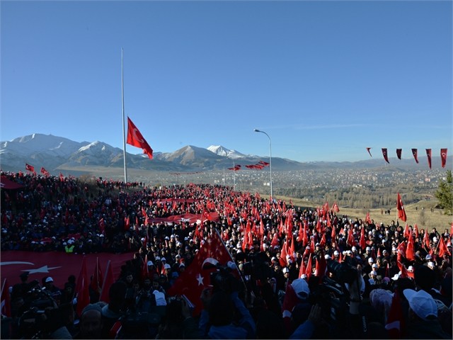 ERZURUM'DA ECDADA SAYGI YÜRÜYÜŞÜ