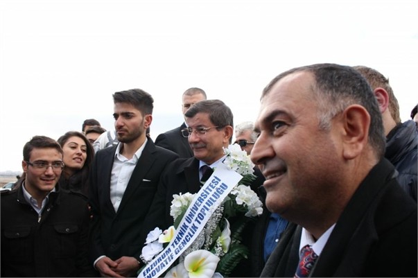 BAŞBAKAN DAVUTOĞLU ERZURUM’DA