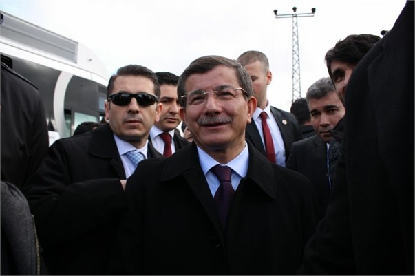 BAŞBAKAN DAVUTOĞLU ERZURUM’DA