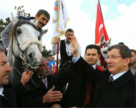 BAŞBAKAN DAVUTOĞLU ERZURUM’DA