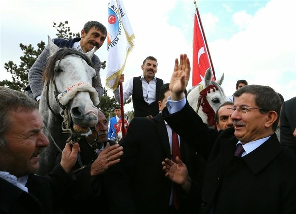 BAŞBAKAN DAVUTOĞLU ERZURUM’DA