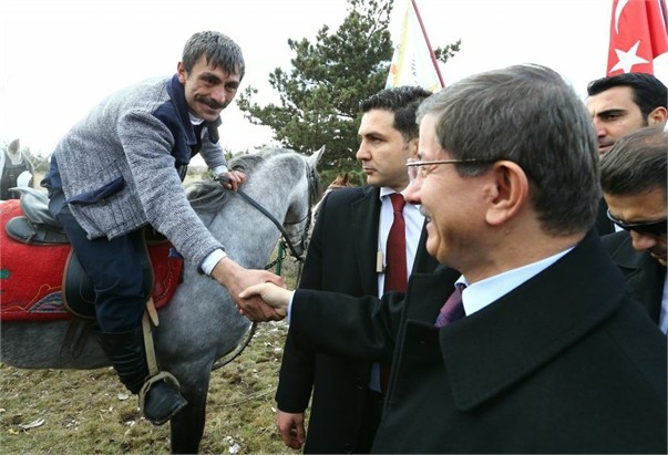 BAŞBAKAN DAVUTOĞLU ERZURUM’DA