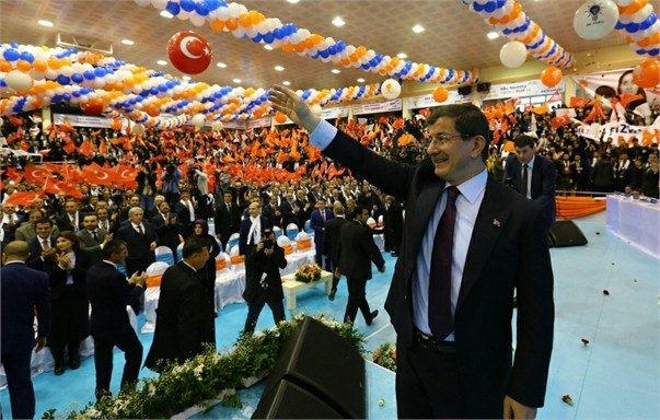 BAŞBAKAN DAVUTOĞLU ERZURUM’DA