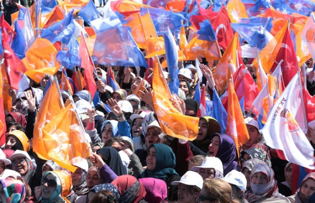 AK PARTİ GENEL BAŞKANI VE BAŞBAKAN AHMET DAVUTOĞLU'NUN ERZURUM MİTİNGİ