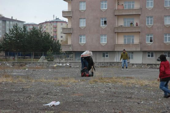 KURBAN TERÖR ESTİRDİ