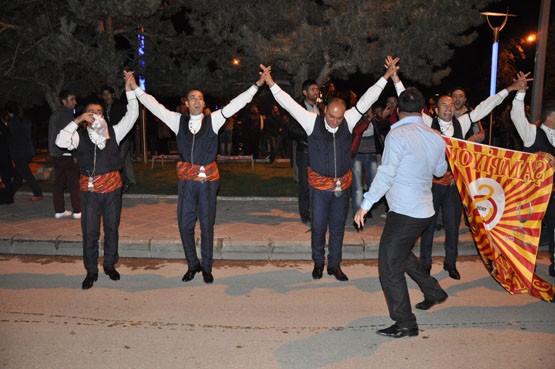 ERZURUM'DA CİMBOM COŞKUSU