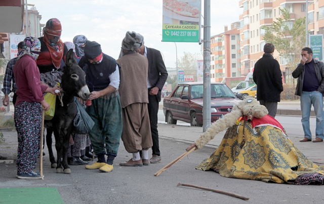 ERZURUM'DA DEVE OYUNU