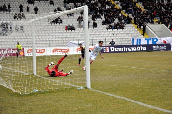 BÜYÜKŞEHİR BELEDİYESPOR-OYEK RENAULT MAÇI