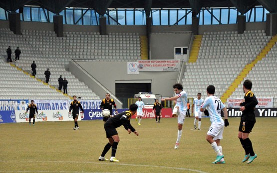 BÜYÜKŞEHİR BELEDİYESPOR-OYEK RENAULT MAÇI