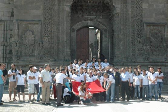 MEHMETCİK ÇOCUKLARI ERZURUM'DA