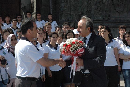 MEHMETCİK ÇOCUKLARI ERZURUM'DA