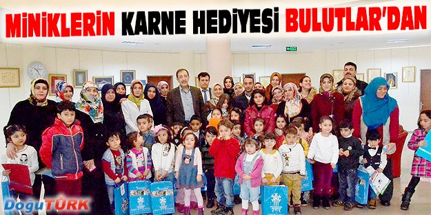 MİNİKLERİN KARNELERİ BAŞKAN BULUTLAR'DAN