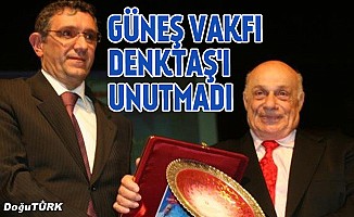 Güneş Vakfı Denktaş'ı unutmadı